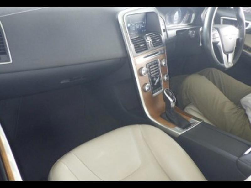 XC60