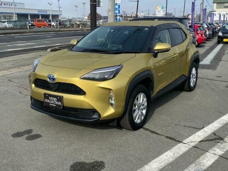 YARIS CROSS
