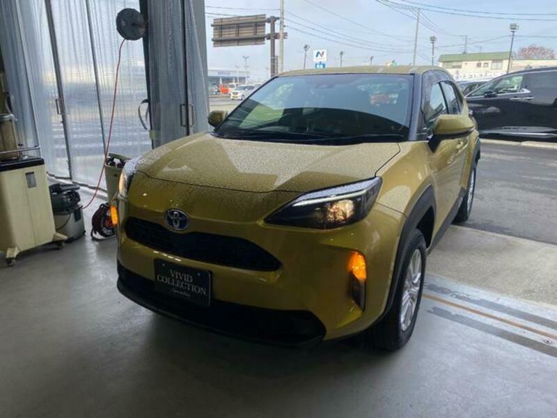 YARIS CROSS