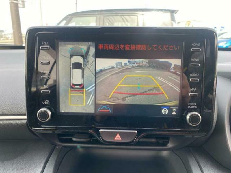 YARIS CROSS