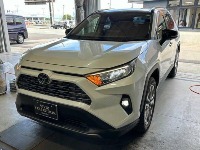RAV4