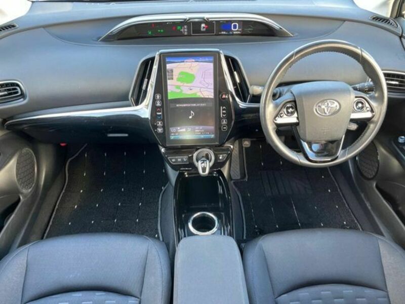 PRIUS PHV