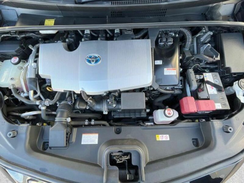 PRIUS PHV