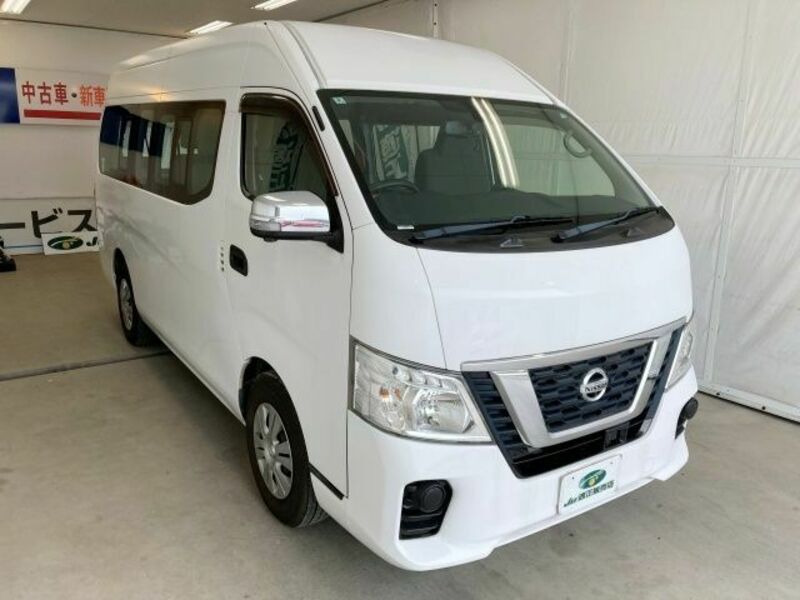 NV350 CARAVAN-0