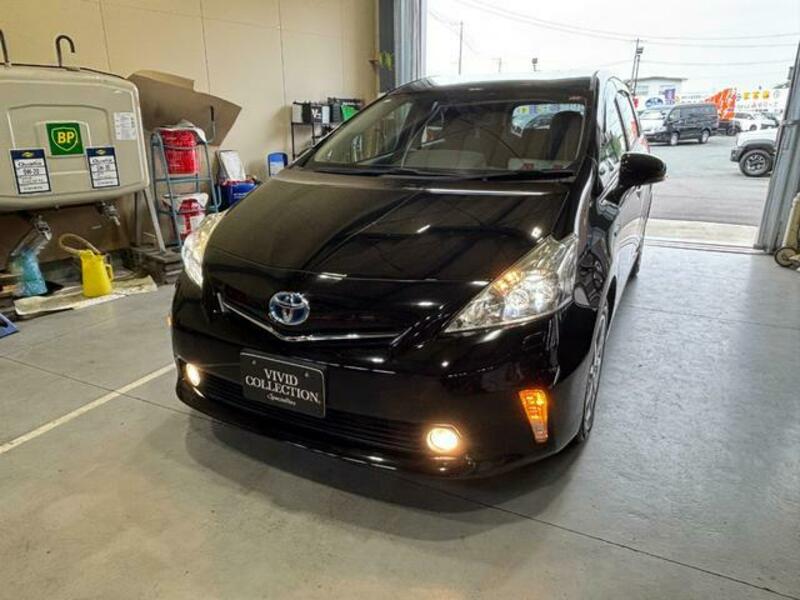 PRIUS ALPHA