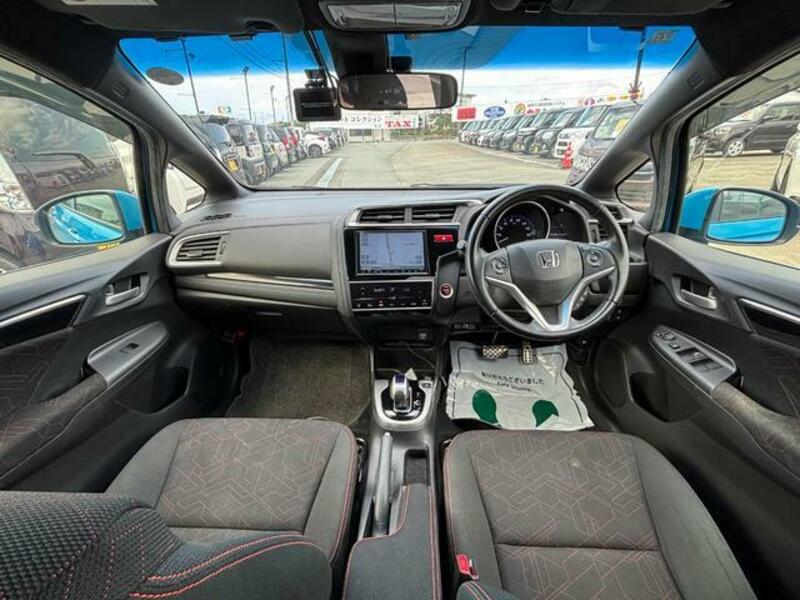 FIT HYBRID