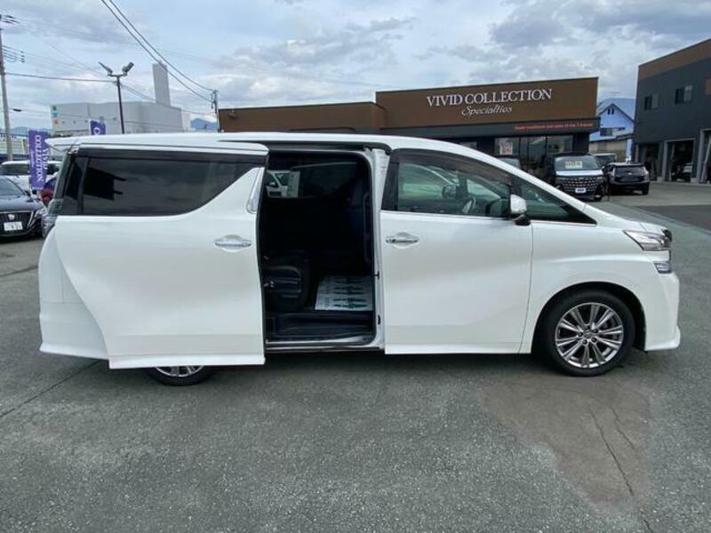 VELLFIRE