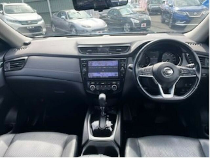 X-TRAIL