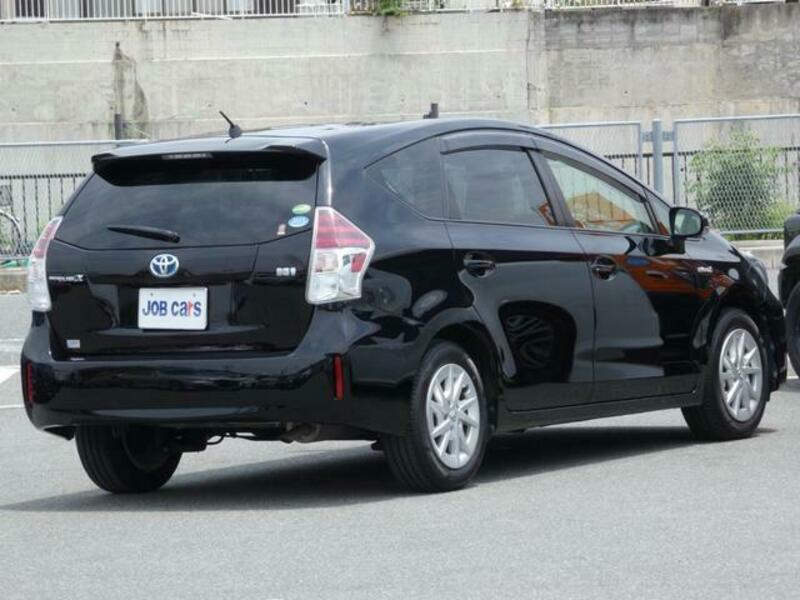 PRIUS ALPHA