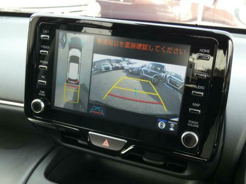 YARIS CROSS