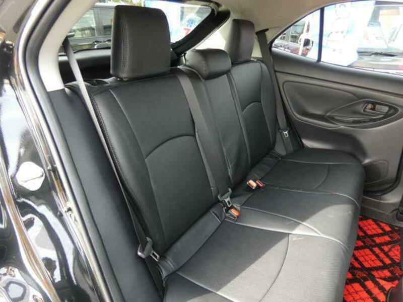 YARIS CROSS