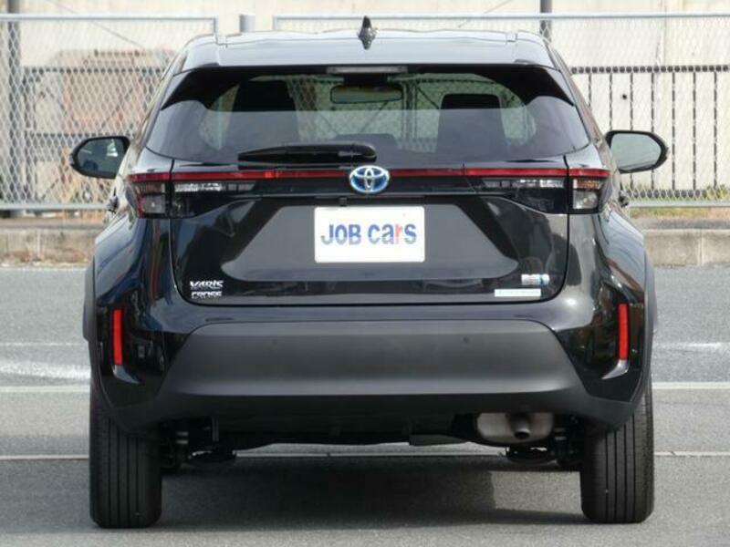 YARIS CROSS