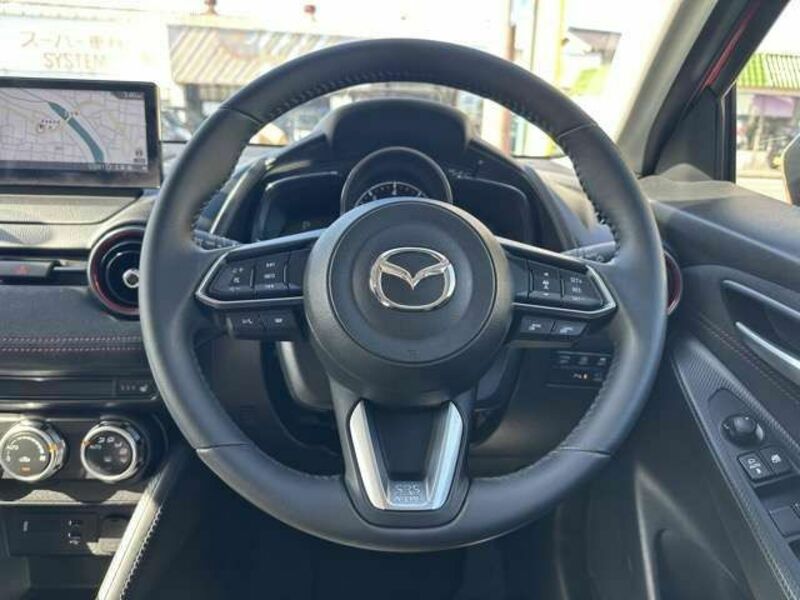 MAZDA2