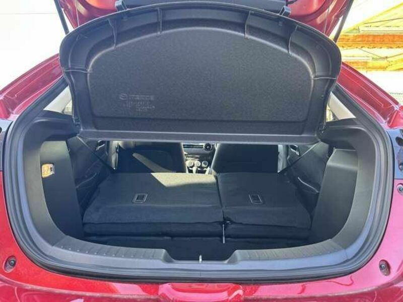 MAZDA2