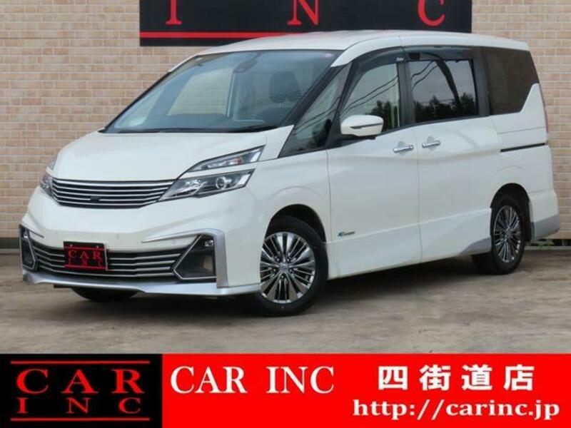 NISSAN SERENA
