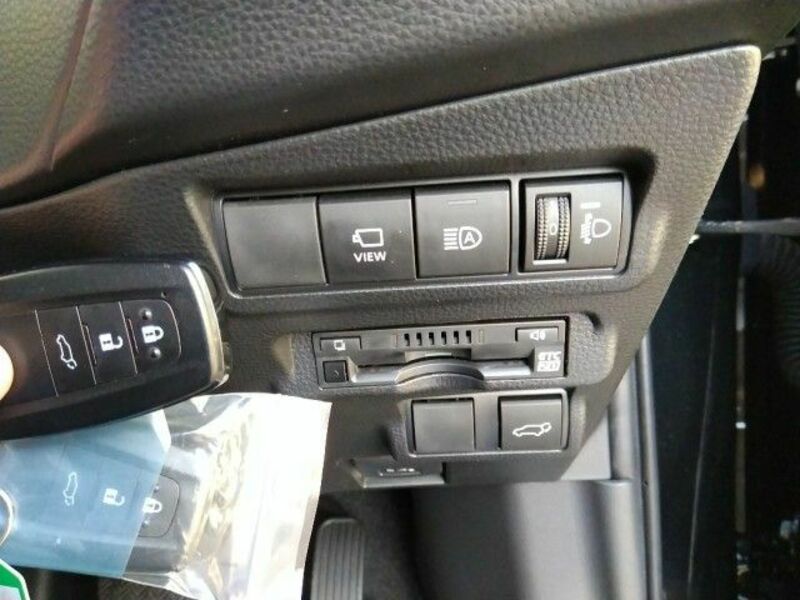 COROLLA CROSS