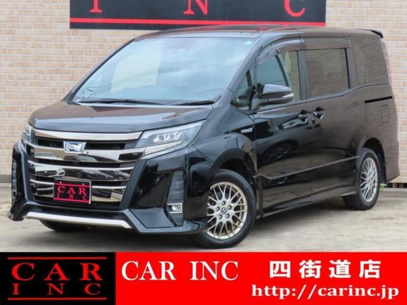 TOYOTA NOAH