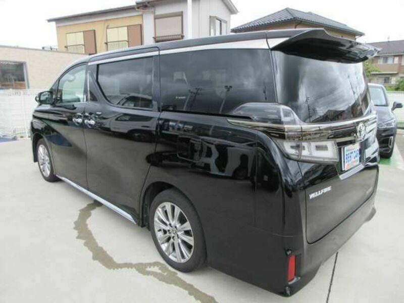 VELLFIRE