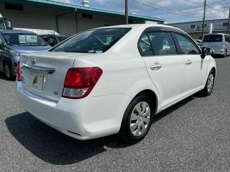COROLLA AXIO