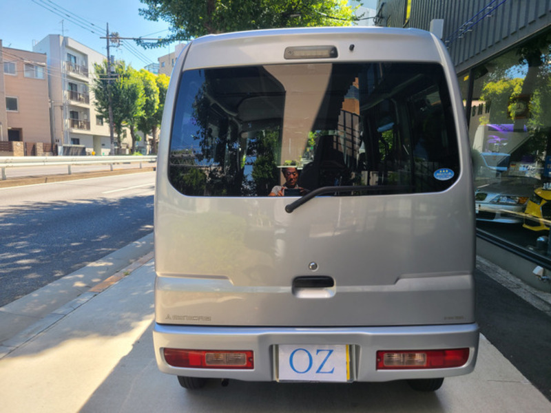 MINICAB VAN