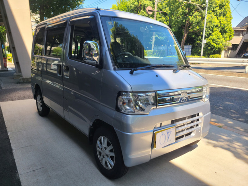 MINICAB VAN