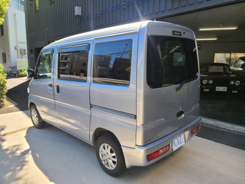MINICAB VAN