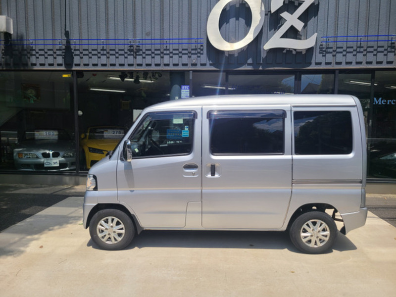 MINICAB VAN