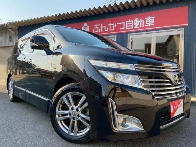 NISSAN ELGRAND