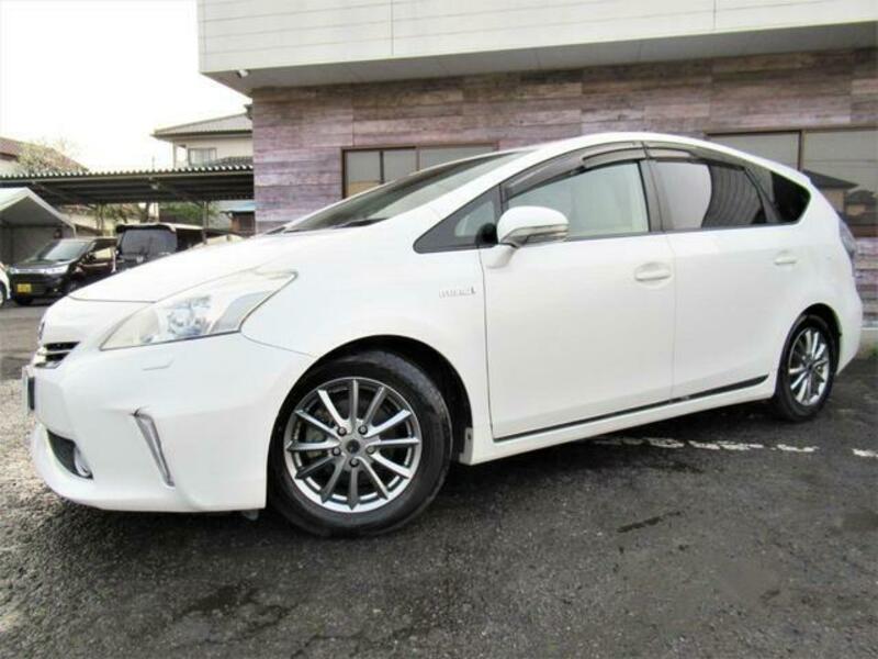 PRIUS ALPHA