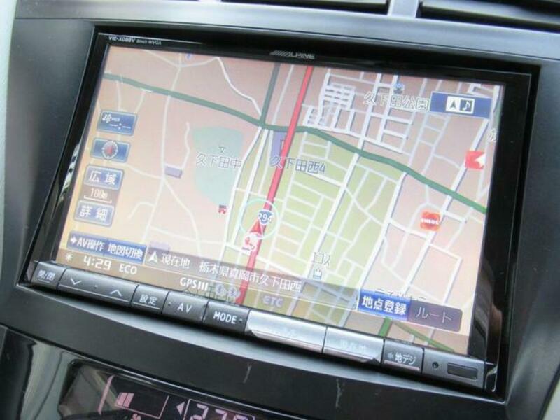PRIUS ALPHA