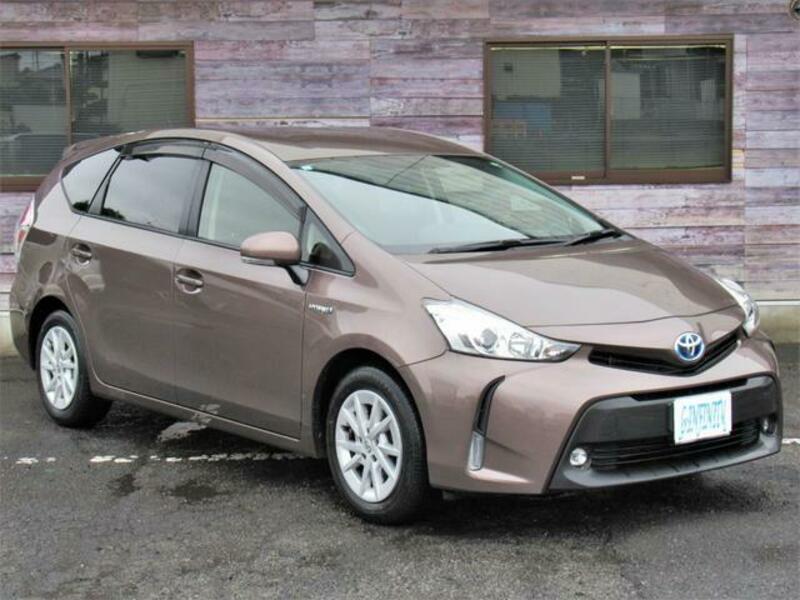 PRIUS ALPHA