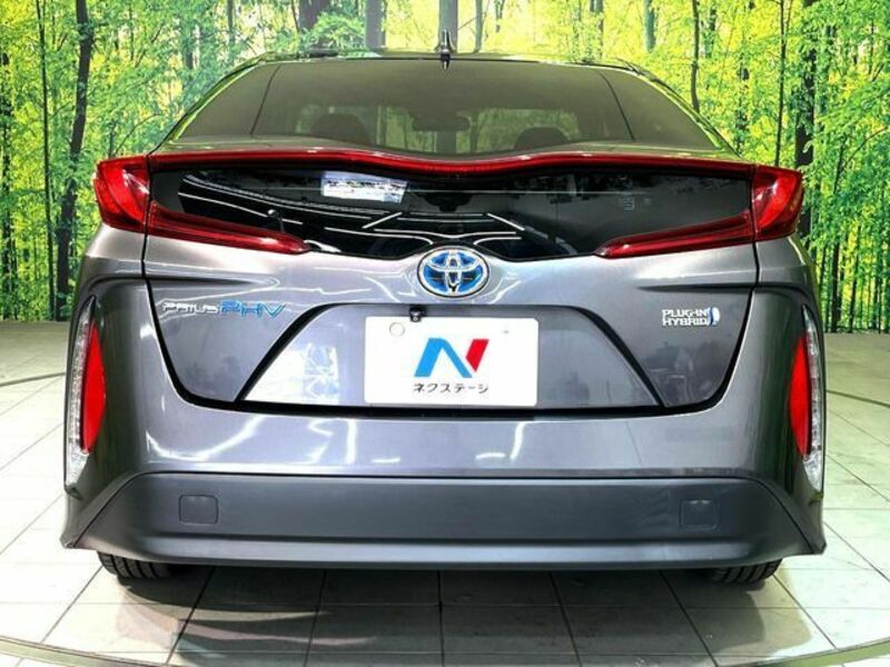 PRIUS PHV