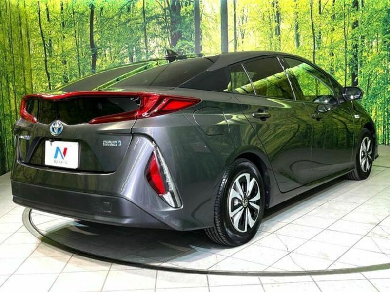 PRIUS PHV