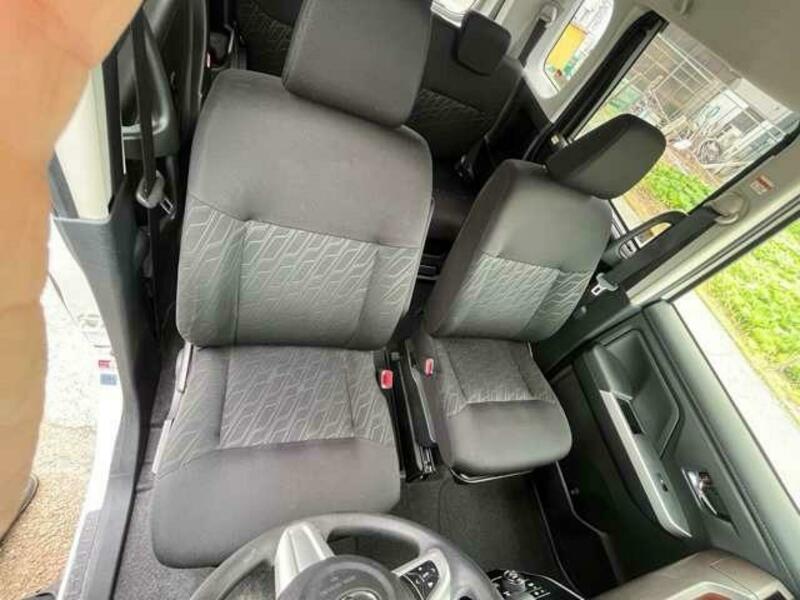 ROOMY