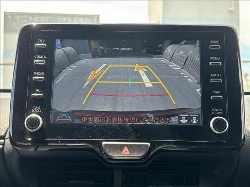 YARIS CROSS