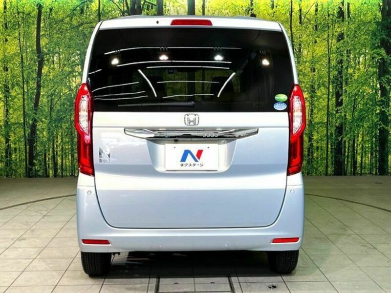 N BOX