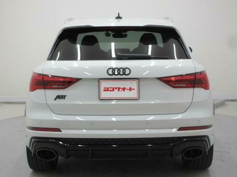 RS Q3