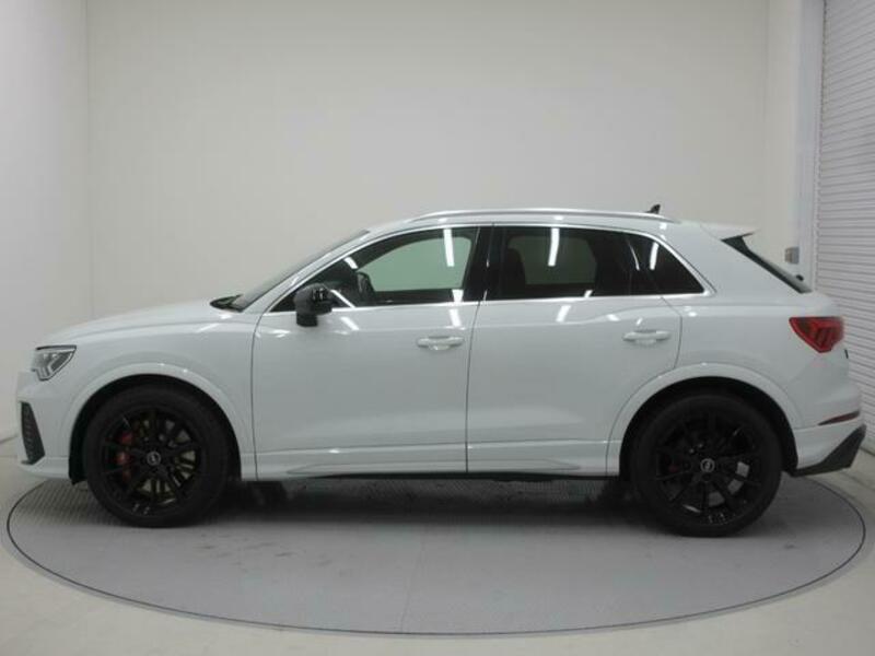 RS Q3