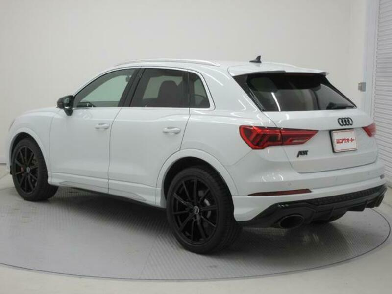 RS Q3