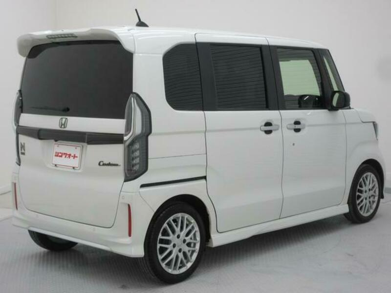 N BOX CUSTOM