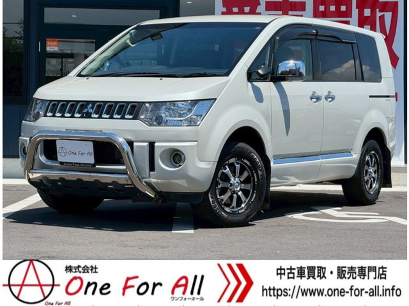 MITSUBISHI DELICA D5