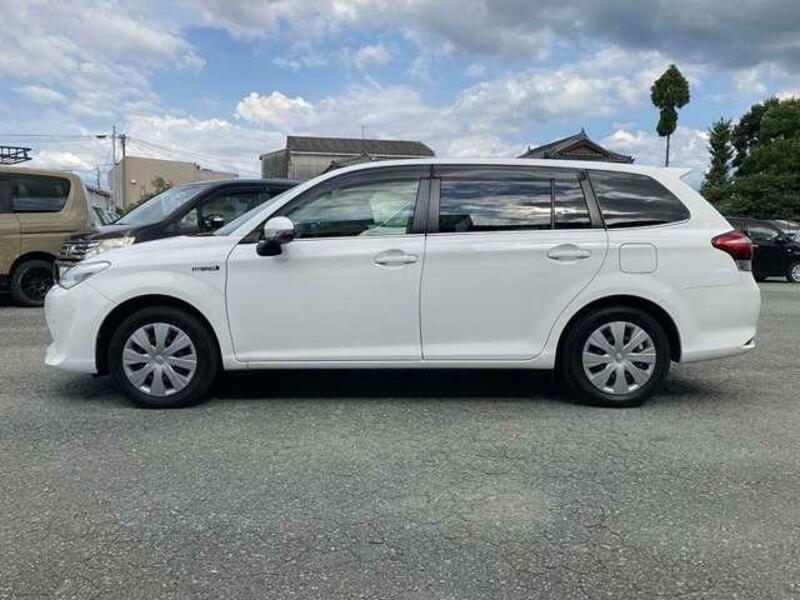 COROLLA FIELDER