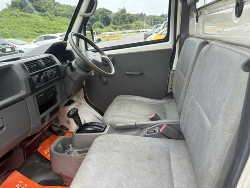 MINICAB TRUCK
