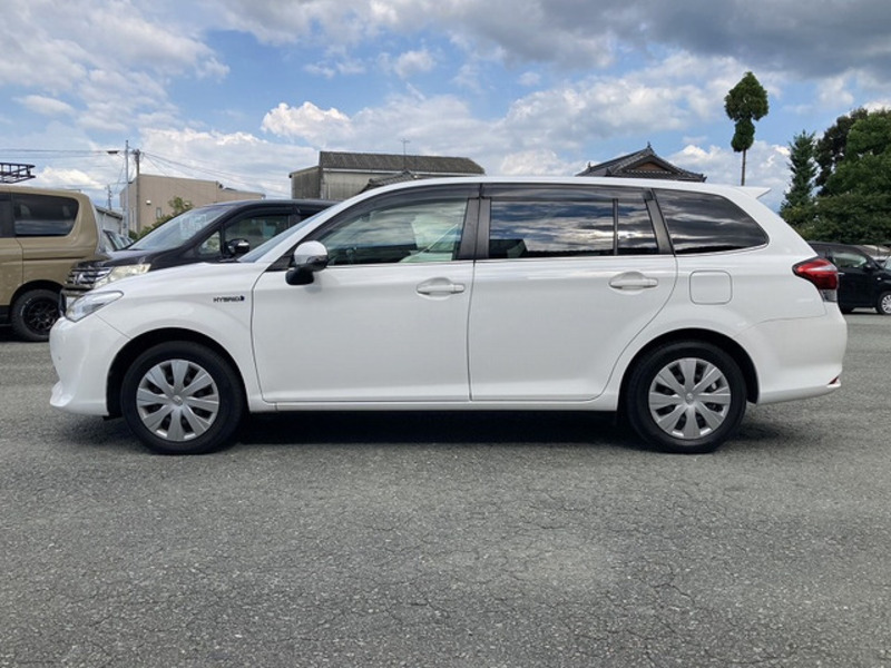 COROLLA FIELDER