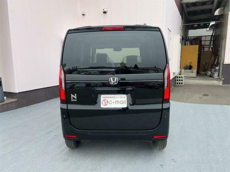 N BOX