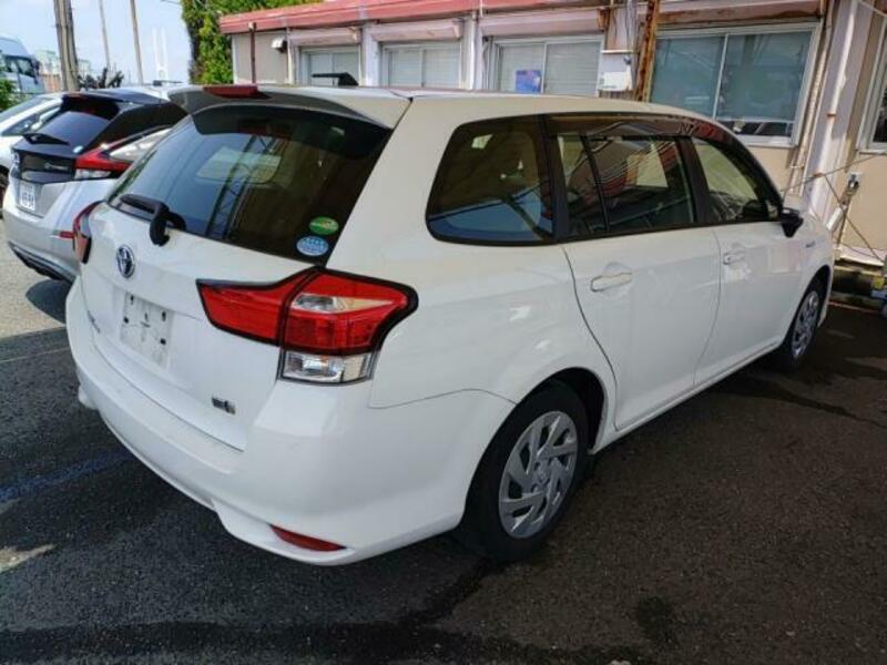 COROLLA FIELDER