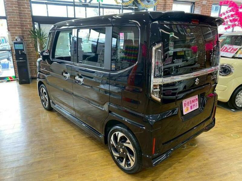 SPACIA CUSTOM