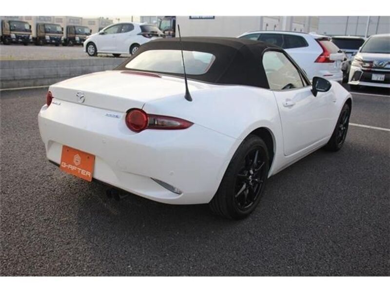 ROADSTER