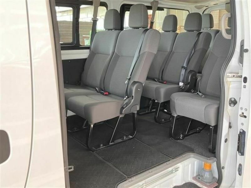 NV350 CARAVAN WAGON