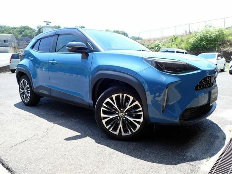 YARIS CROSS-0